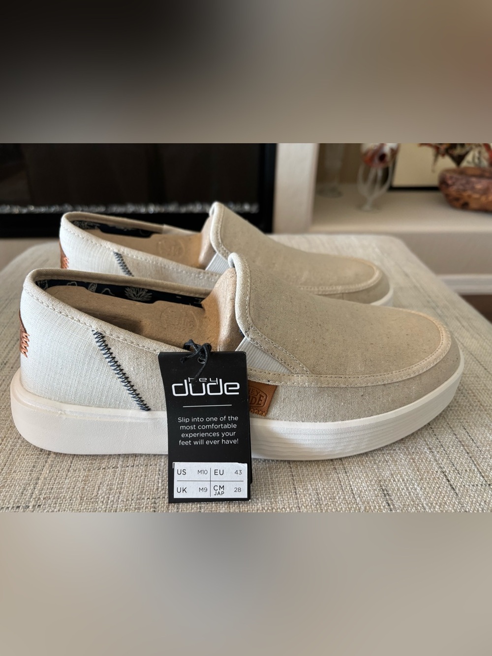 HEY DUDE Men's Sunapee Craft slip-on loafers in white/cream in Size 10 BNIB